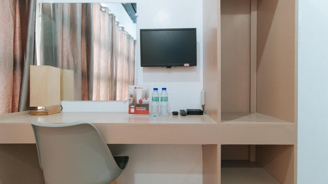 Reddoorz Near Iloilo International Airport Hotel Cabatuan Bagian luar foto